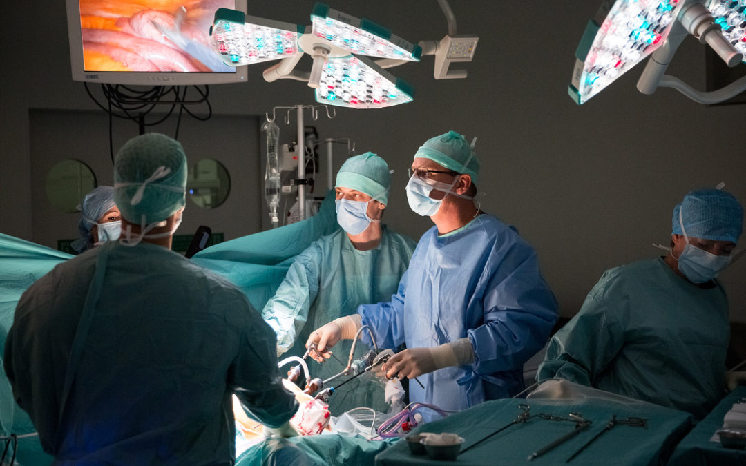 Comment fait-on le tri des urgences chirurgicales au bloc opératoire?